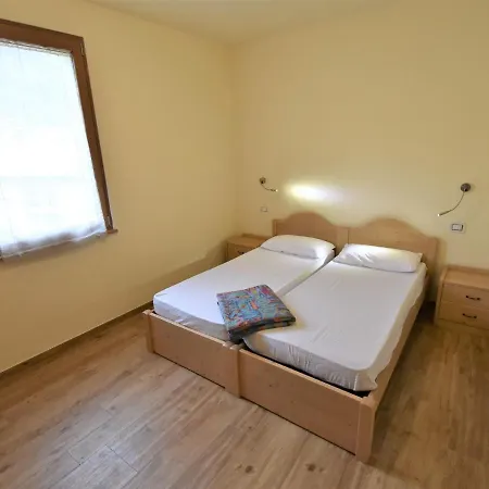 Comfort-2 By Interhome Crone